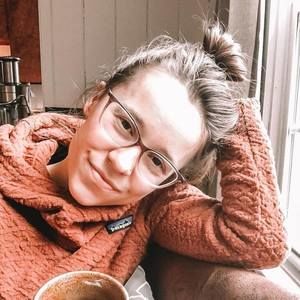 Meet your Posher, Rebecca